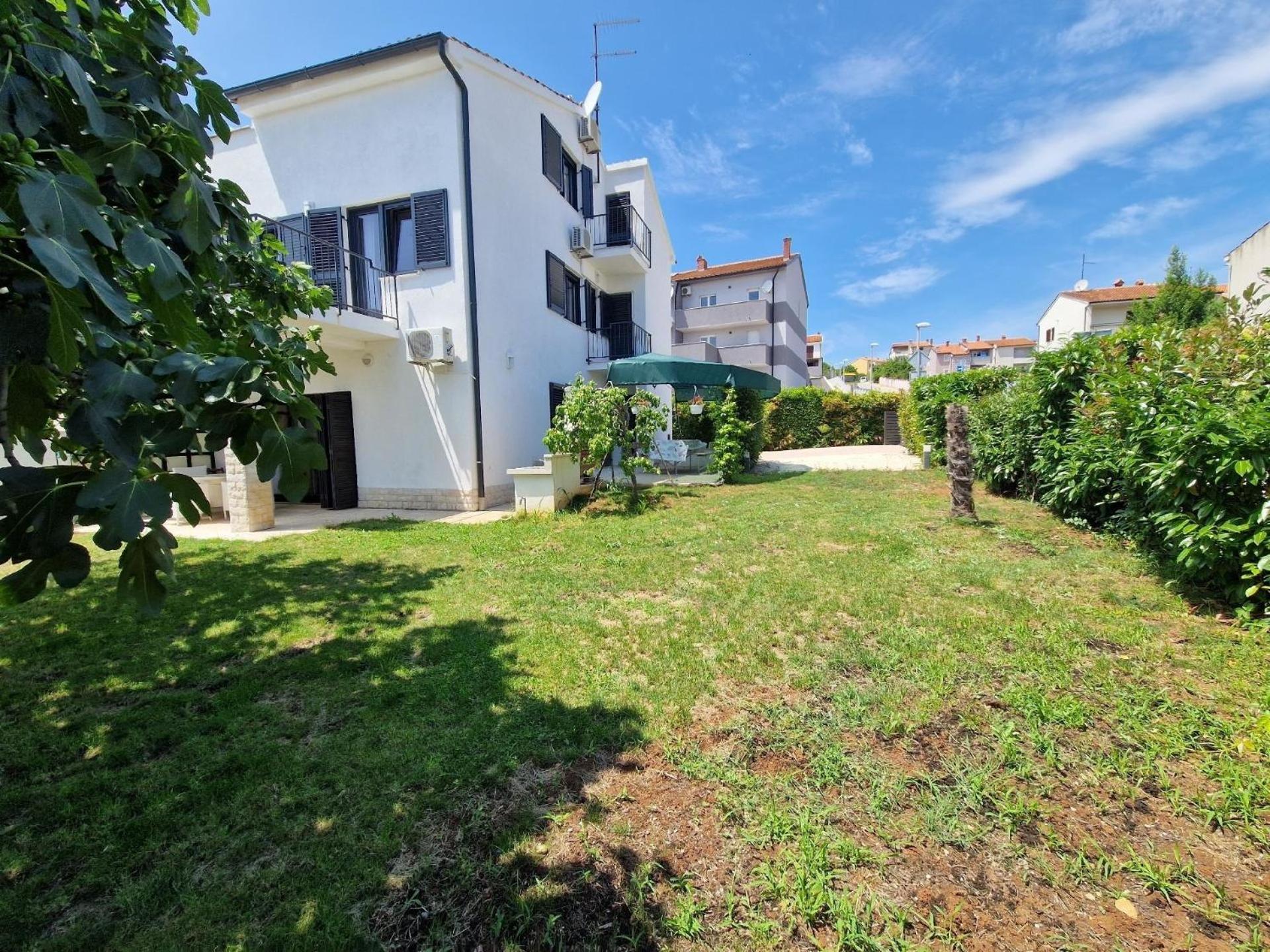 Fuer 10 Personen Ca 240 Qm In Pula, Istrien Istrische Riviera *